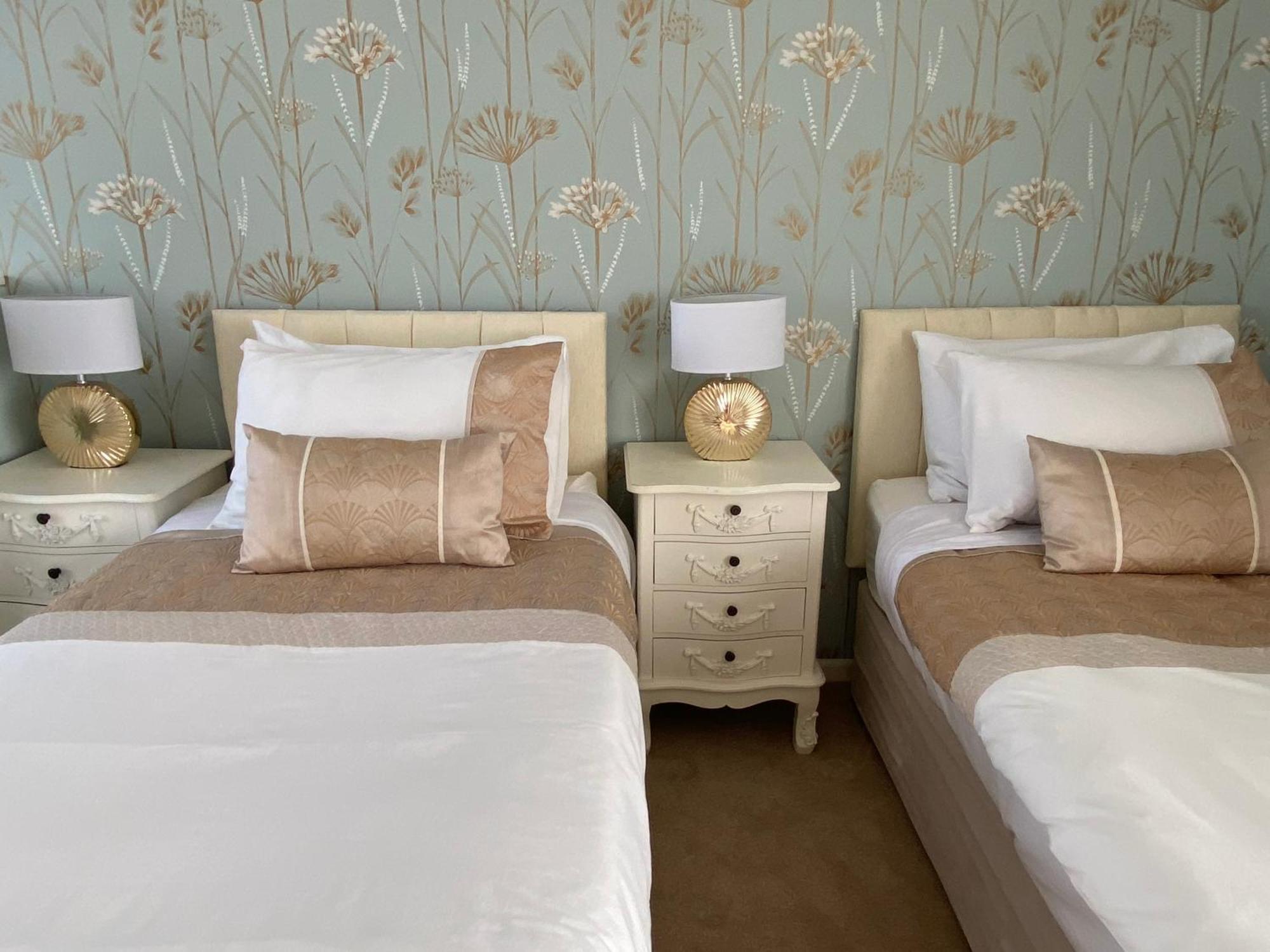 Alojamento de Acomodação e Pequeno-almoço St. Georges House 4*